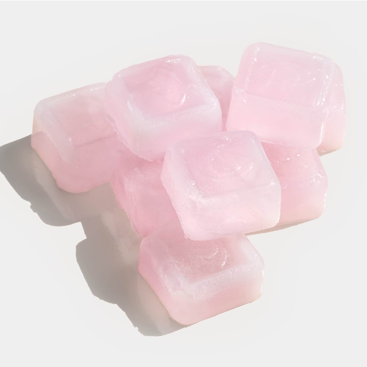FROZEN ESSENCE – Glow Manifesto