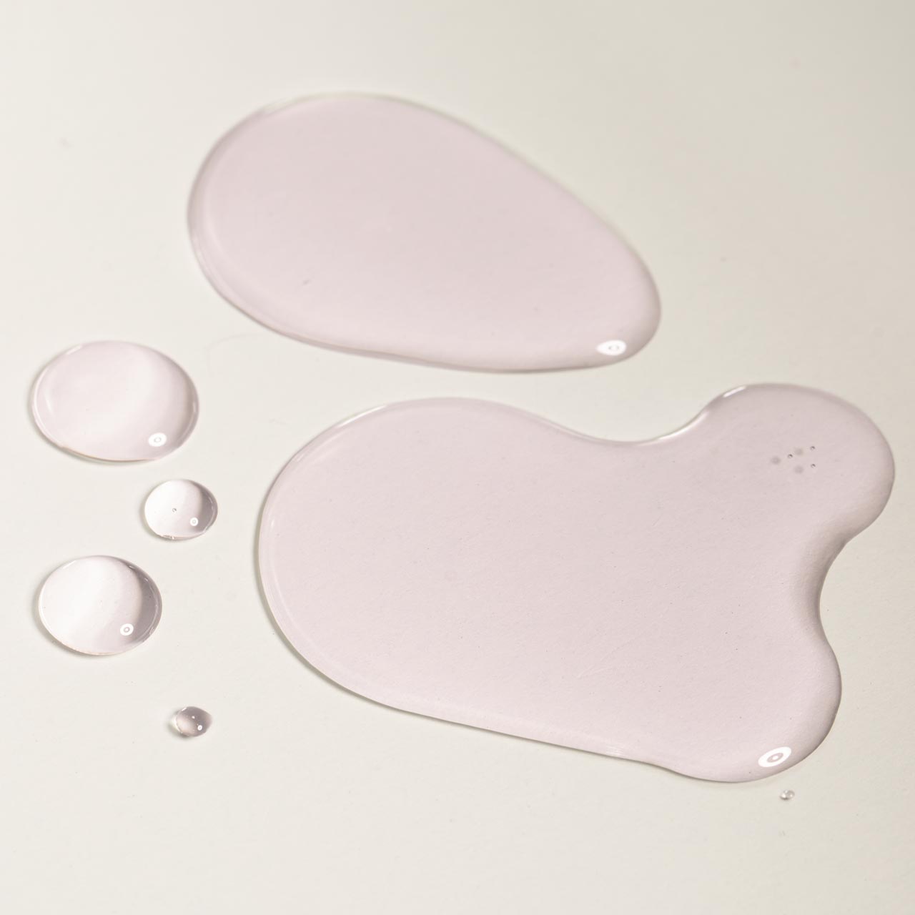 FROZEN ESSENCE – Glow Manifesto